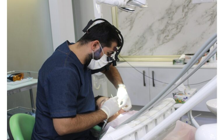 دندانپزشکی در لادن مشهد