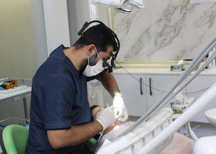 متخصص ایمپلنت در وکیل آباد مشهد