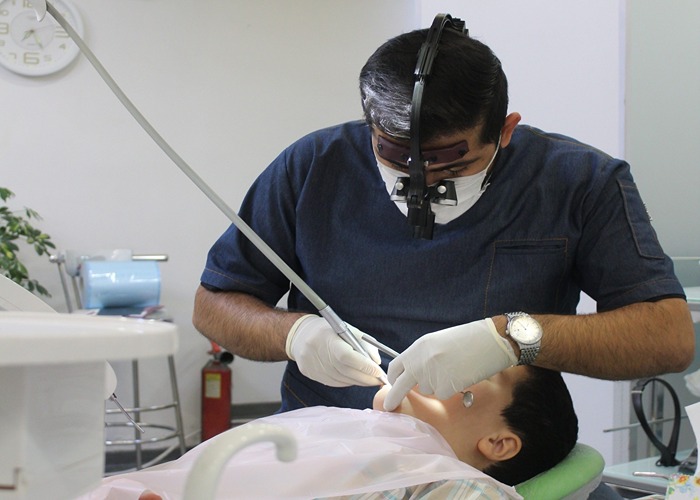 دندانپزشک در وکیل آباد مشهد